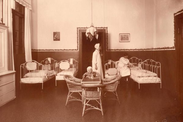 Krankenzimmer im Erdgeschoss